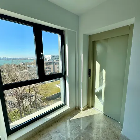 Διαμέρισμα Solid Melody *